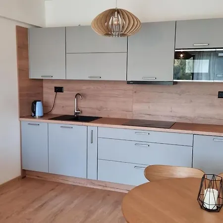 Besen Apartment *